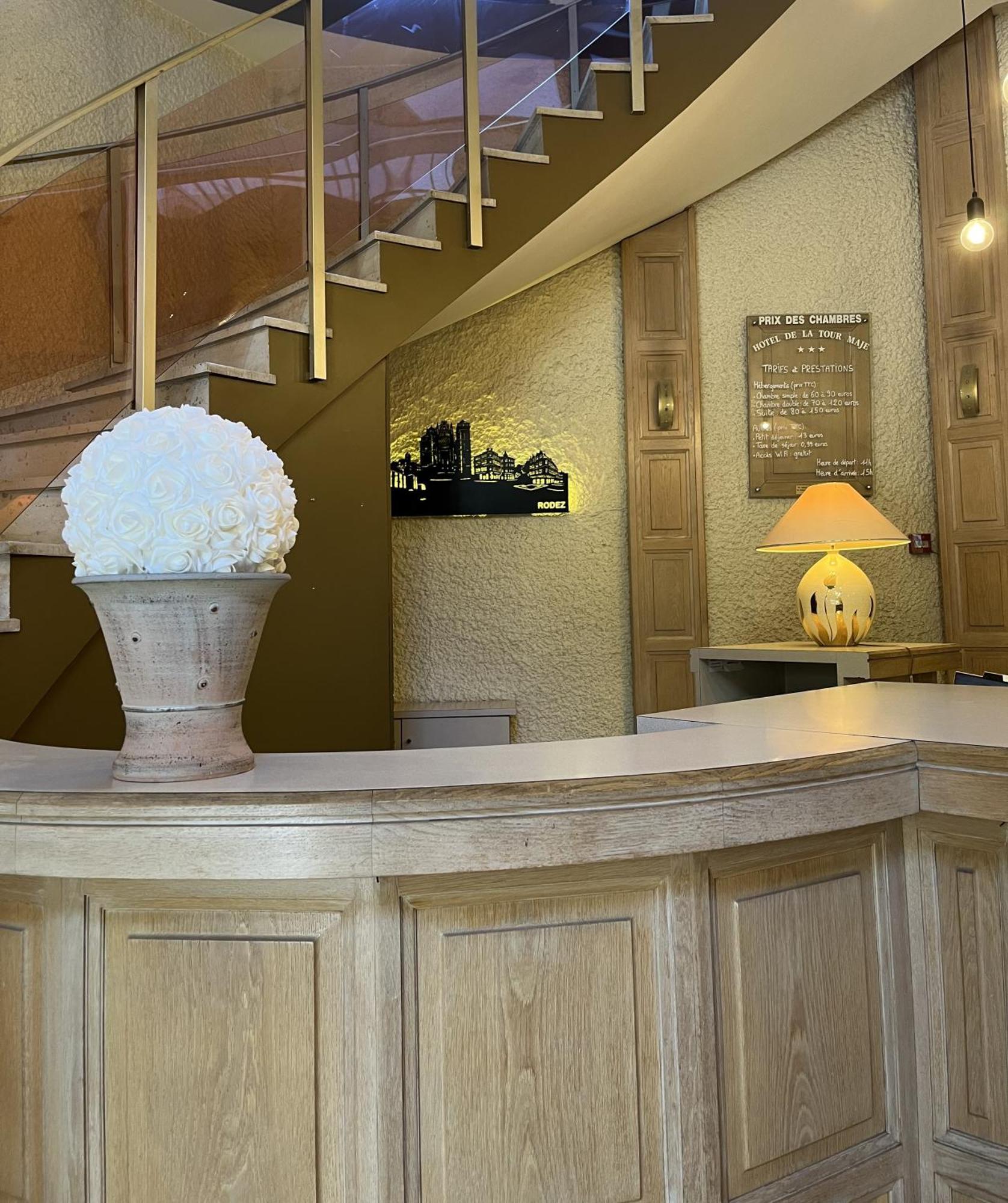 Hotel Tour Maje Rodez Exterior foto