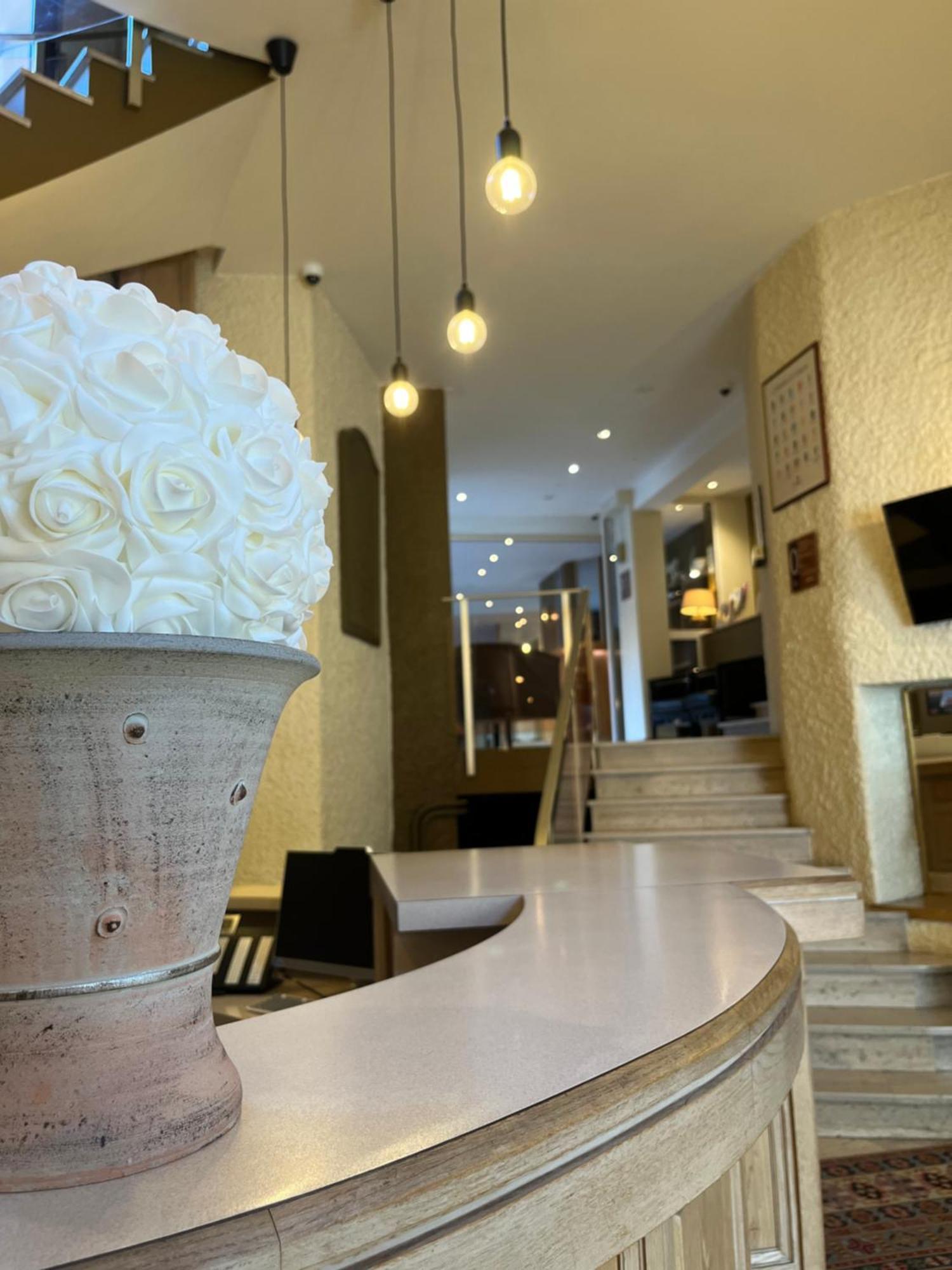 Hotel Tour Maje Rodez Exterior foto
